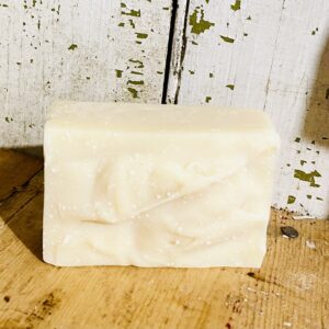 tea tree shampoo bar for clarifying hair